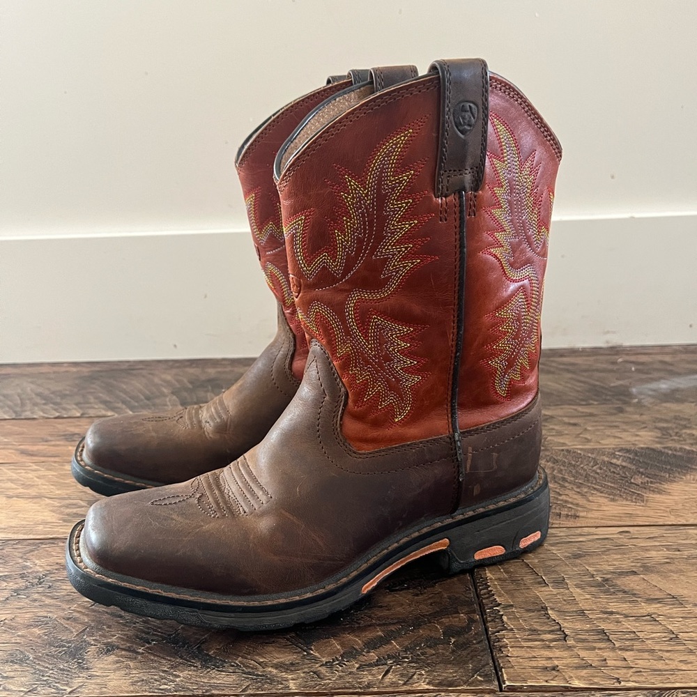 Ariat WorkHog Wide Square Toe Boot Big Boys sz 3